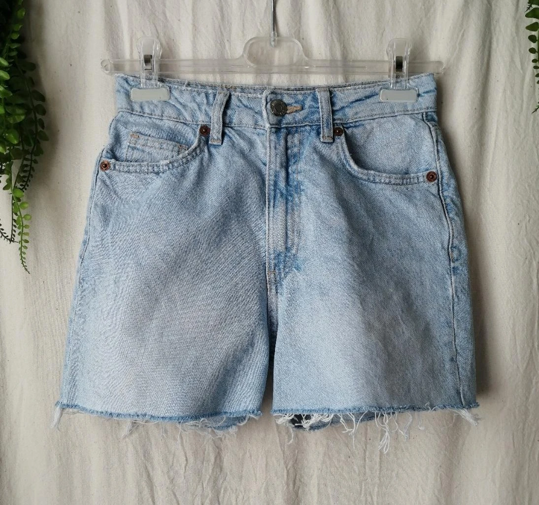 Short en jean bleu clair braguette zippée "Zara"
